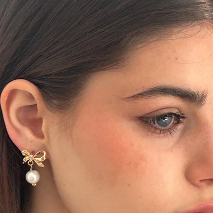 בל פרל Belle Pearl Earrings
