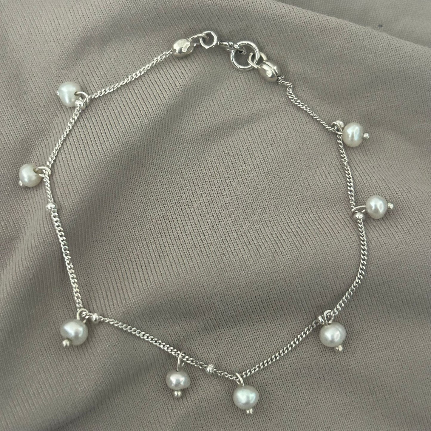 צמיד נועה פנינה  Noa Pearl Bracelet