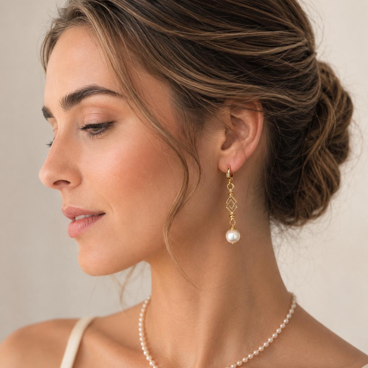 עגילי ויקטוריה  Victoria Geometric Earrings