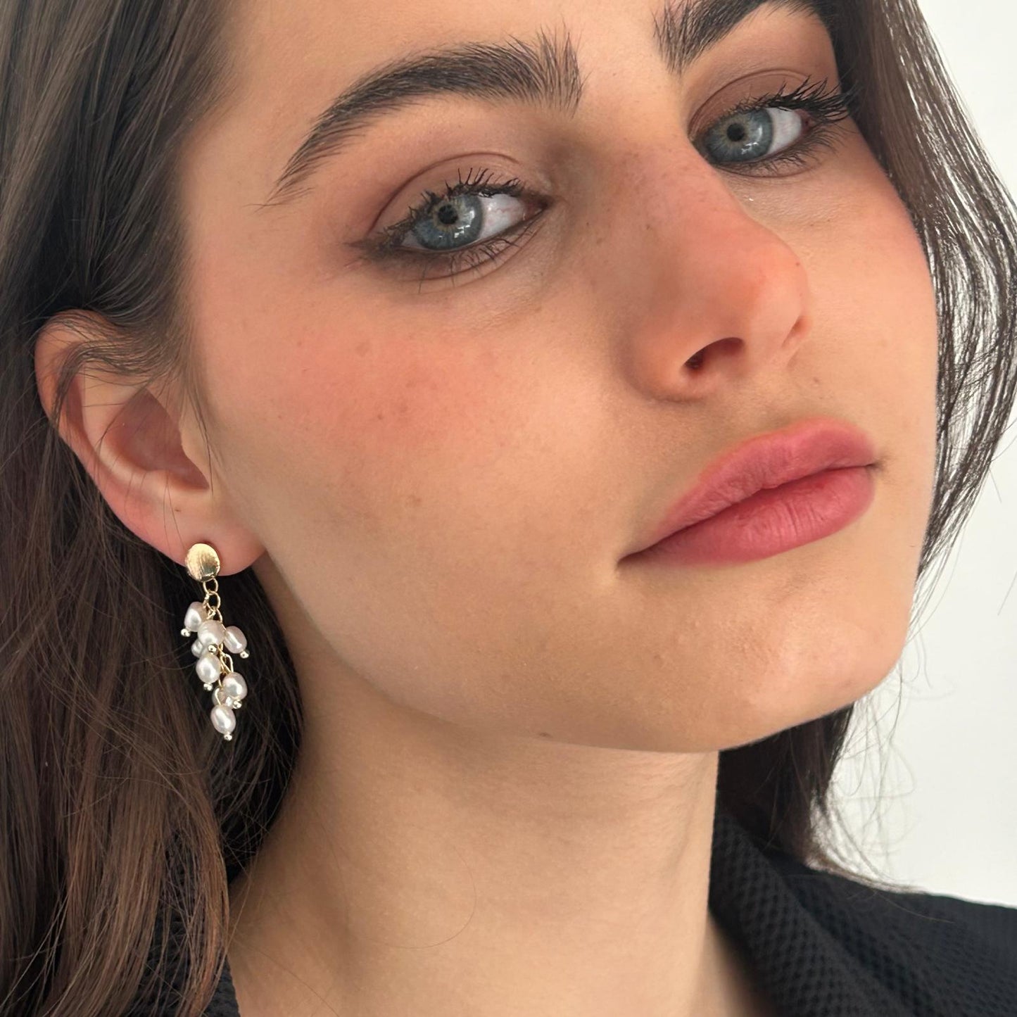 עגילי אמה פנינה  Emma Pearl Earrings