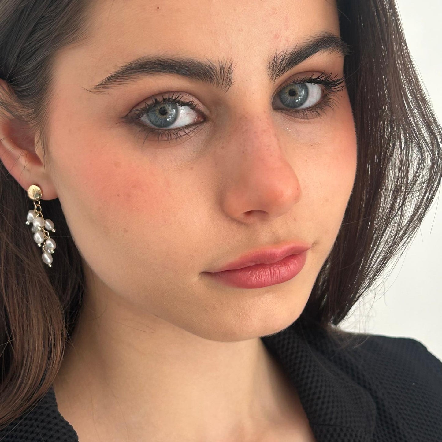 עגילי אמה פנינה  Emma Pearl Earrings