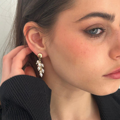 עגילי אמה פנינה  Emma Pearl Earrings